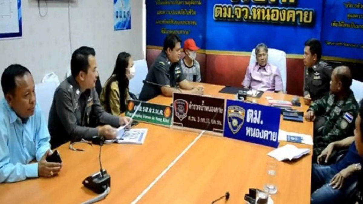 จับขบวนการค้ามนุษย์เด็กสาวชาวลาวอายุ15ปี จับขบวนการค้ามนุษย์เด็กสาวชาวลาวอายุ15ปี