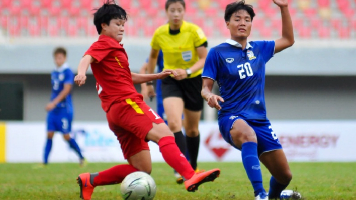สาวไทยโดนญวนยิงท้ายเกมแพ้ 0-2 สาวไทยโดนญวนยิงท้ายเกมแพ้ 0-2