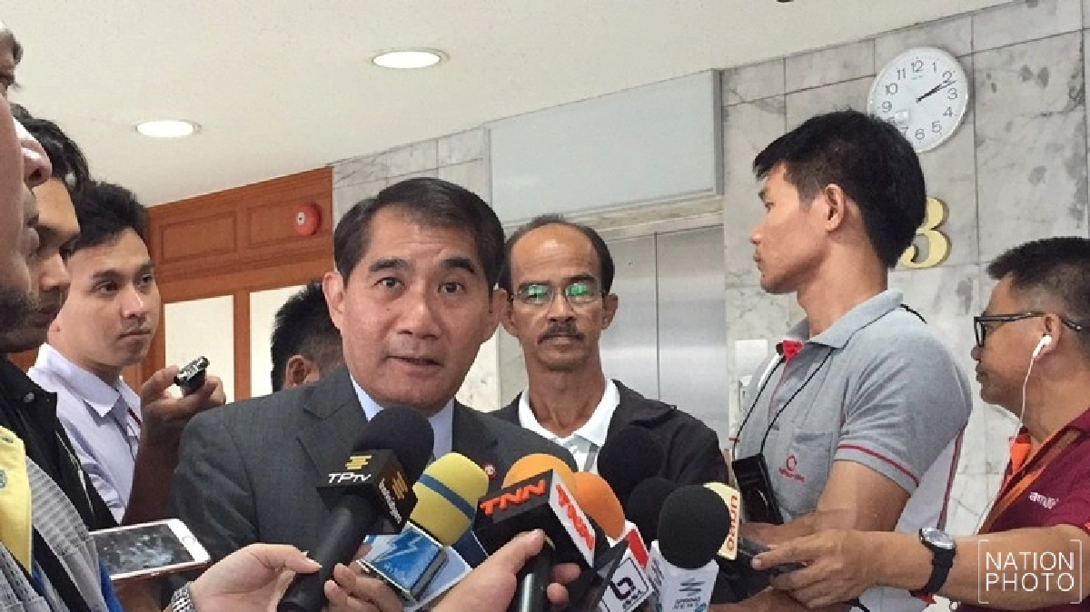 เปิดเกมรุกโค้งสุดท้าย“มีชัย”นำทีมแจงสาระร่างรธน.  