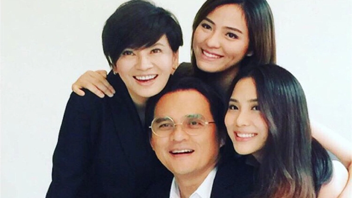 ‘เปิ้ล’ ตอบแบบนี้ เมื่อ ‘ลูกหนุน-ลูกหนัง’ เนื้อหอม ‘เปิ้ล’ ตอบแบบนี้ เมื่อ ‘ลูกหนุน-ลูกหนัง’ เนื้อหอม