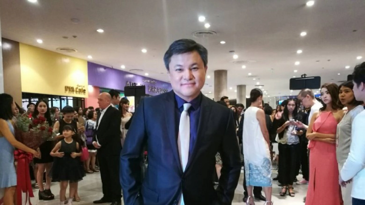 'บอย ถกลเกียรติ' เคลียร์ชัด 'ต๊ะ นารากร' จากกันด้วยดี 'บอย ถกลเกียรติ' เคลียร์ชัด 'ต๊ะ นารากร' จากกันด้วยดี