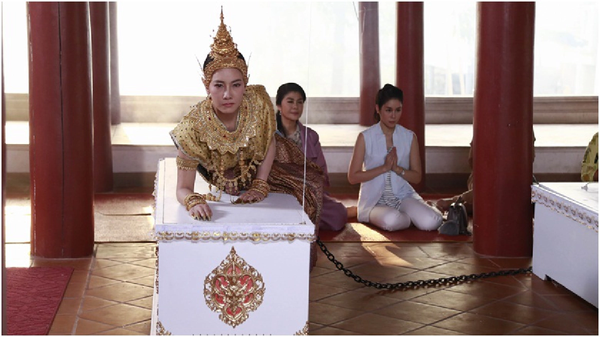 “ป้อง” หมดสติคาโลงศพ “ป้อง” หมดสติคาโลงศพ