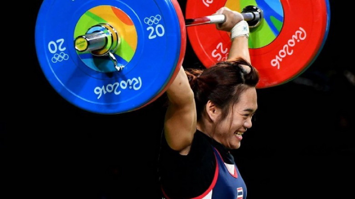 ประวัติศาสตร์! “ฝ้าย” คว้าทอง “แต้ว” เหรียญเงิน ยกเหล็ก อลป.