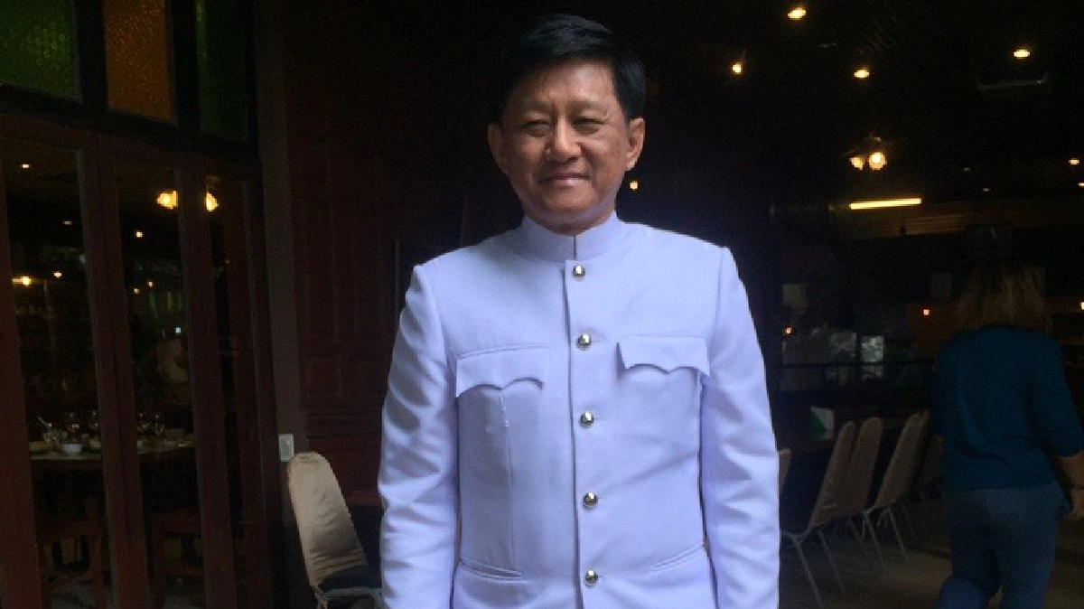 ออกโรงเอง ออกโรงเอง