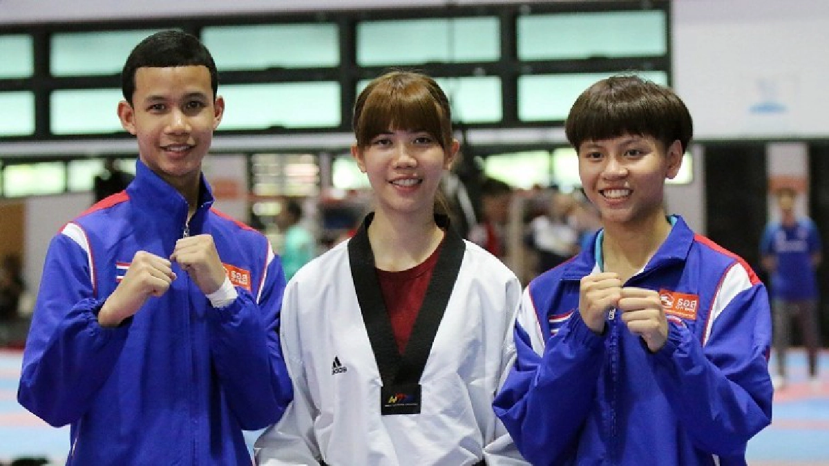 3 นักเทควันโดไทย ลั่นสู้เต็มที่หวังคว้าเหรียญ "ริโอเกมส์" 3 นักเทควันโดไทย ลั่นสู้เต็มที่หวังคว้าเหรียญ "ริโอเกมส์"