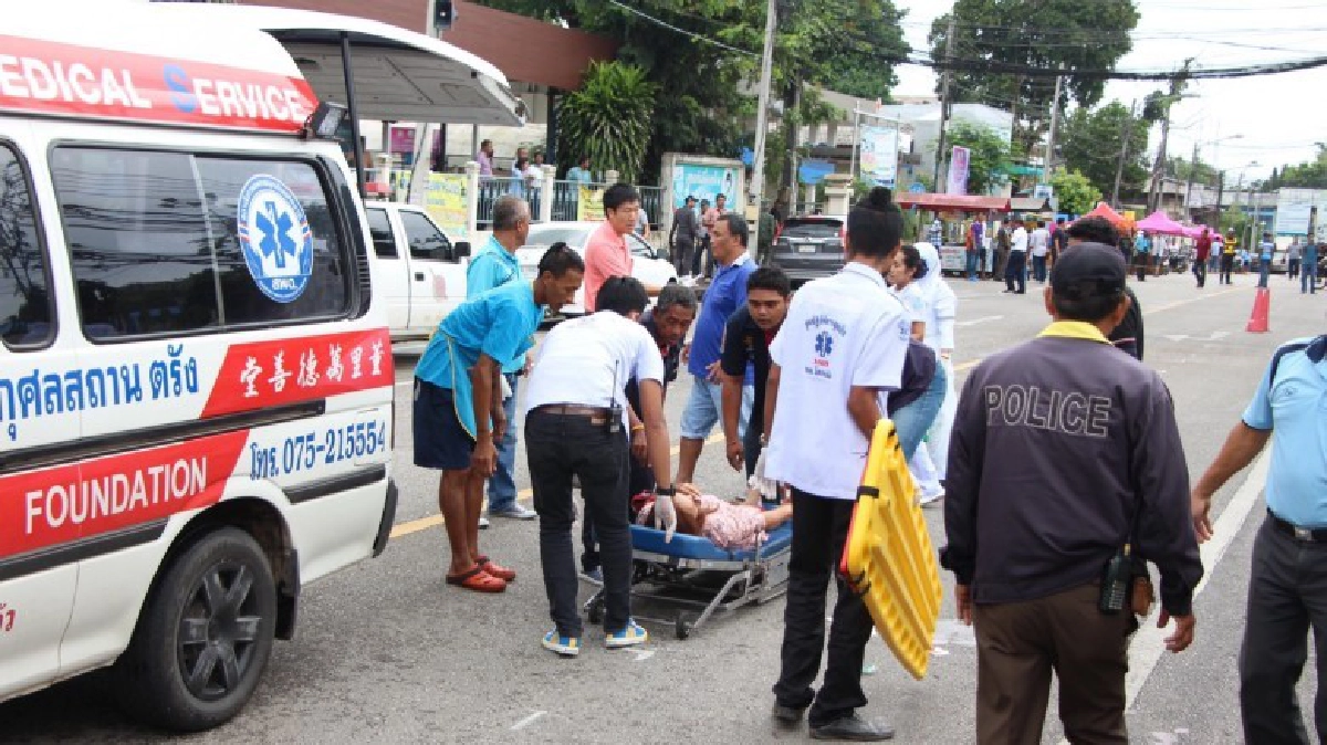 ทัพ4ยันบึ้มตลาดไม่ใช่ก่อการร้าย ทน.ตรังแจงความขัดแย้งจบแล้ว ทัพ4ยันบึ้มตลาดไม่ใช่ก่อการร้าย ทน.ตรังแจงความขัดแย้งจบแล้ว