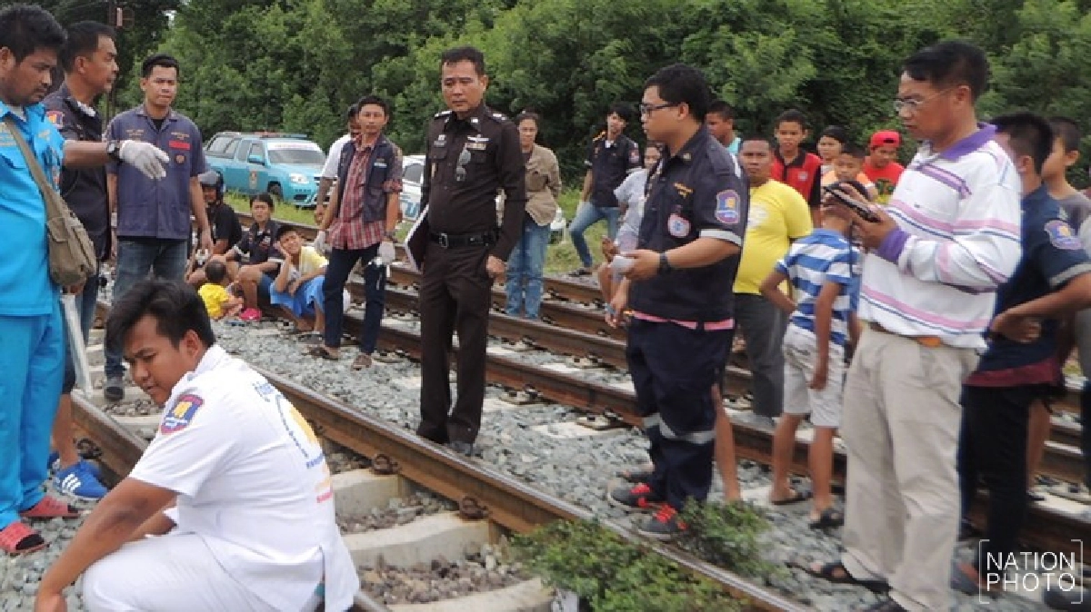 หนุ่มพิการพลัดตกขบวนรถเร็วดับข้างรางรถไฟ หนุ่มพิการพลัดตกขบวนรถเร็วดับข้างรางรถไฟ