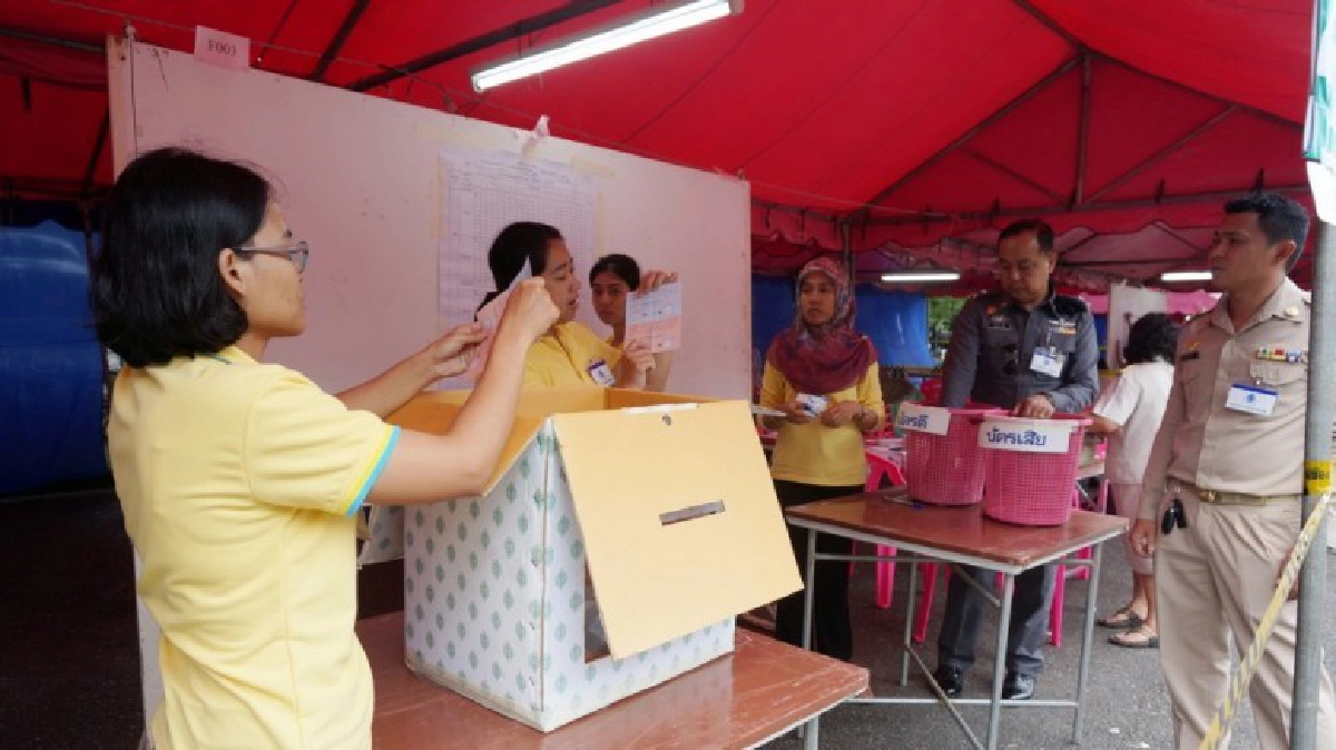 สวนดุสิตโพล ชี้ ปชช. 83.96% ปลื้มมีส่วนร่วมในการลงประชามติ