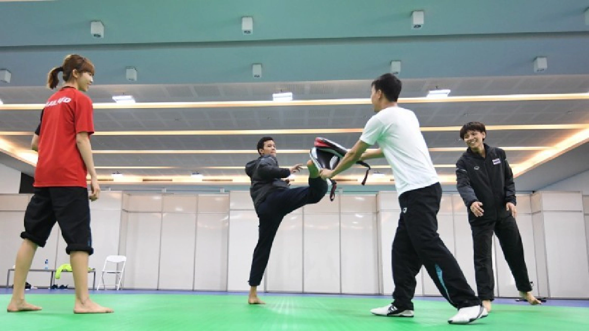 เทควันโดไทยซ้อมเข้ม (มีคลิป)