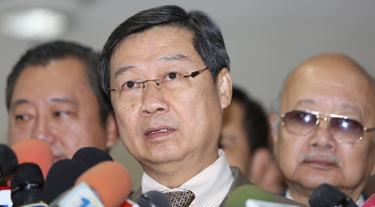 ขยายเวลากมธ.รวบรวมความเห็นร่างรธน. 