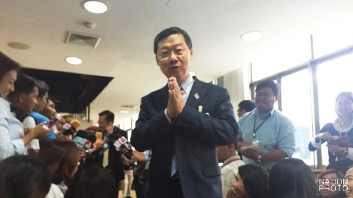 วงแตก!! กรธ.ไล่ สนช.ไปประชุมถกสาระคำถามพ่วงใหม่