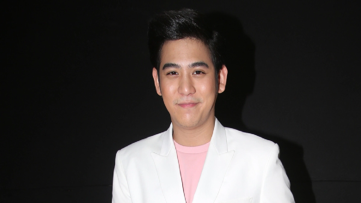 ‘พอร์ช’ ยิ้มมีเวลาสวีท ‘เกรซ’ มากขึ้น ‘พอร์ช’ ยิ้มมีเวลาสวีท ‘เกรซ’ มากขึ้น