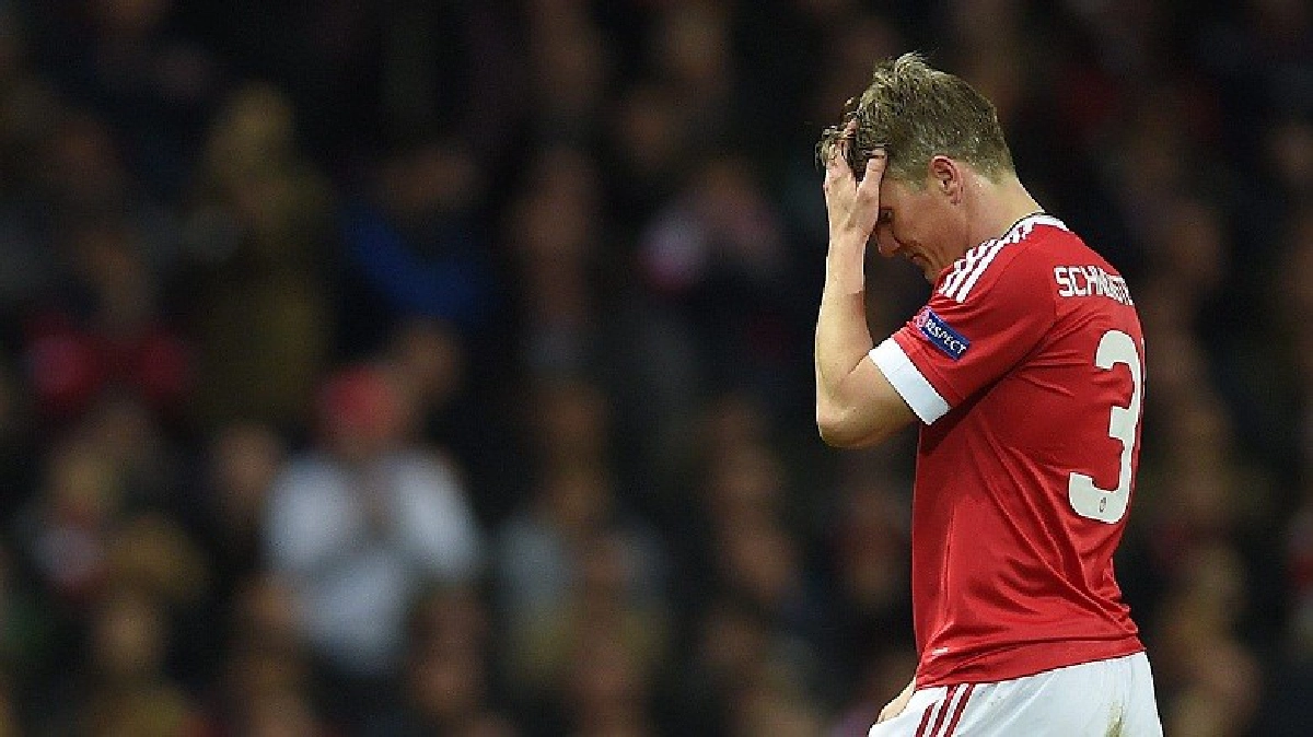 "ปีศาจแดง"พร้อมโละ ชไวน์สไตเกอร์