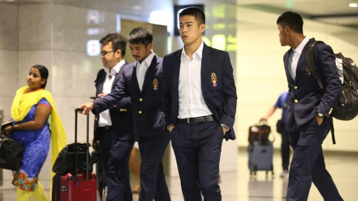40 องศาฯ ต้อนรับแข้งไทยถึงกาตาร์ 40 องศาฯ ต้อนรับแข้งไทยถึงกาตาร์