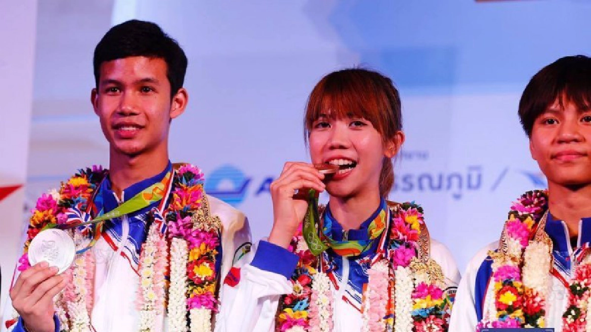 แห่รับอบอุ่น...เทควันโดกลับบ้าน แห่รับอบอุ่น...เทควันโดกลับบ้าน