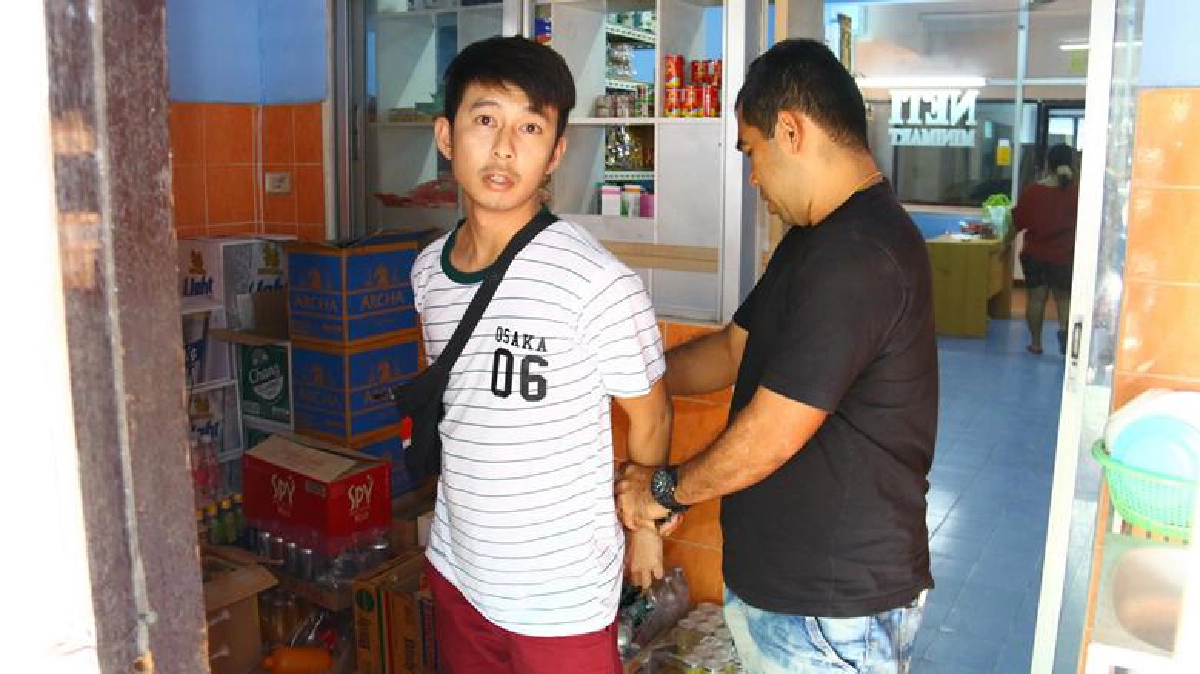 ตะครุบเอเย่นต์ยานรก“ซ้ง หนองปรือ”ขณะรอส่งยา ตะครุบเอเย่นต์ยานรก“ซ้ง หนองปรือ”ขณะรอส่งยา