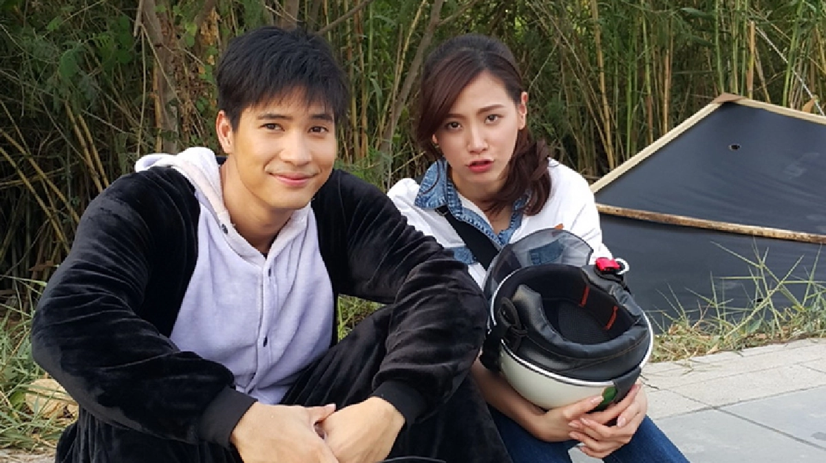 “ใบเฟิร์น” เปลืองตัวเหตุ “ไมค์” หลอกแต๊ะอั๋ง “ใบเฟิร์น” เปลืองตัวเหตุ “ไมค์” หลอกแต๊ะอั๋ง