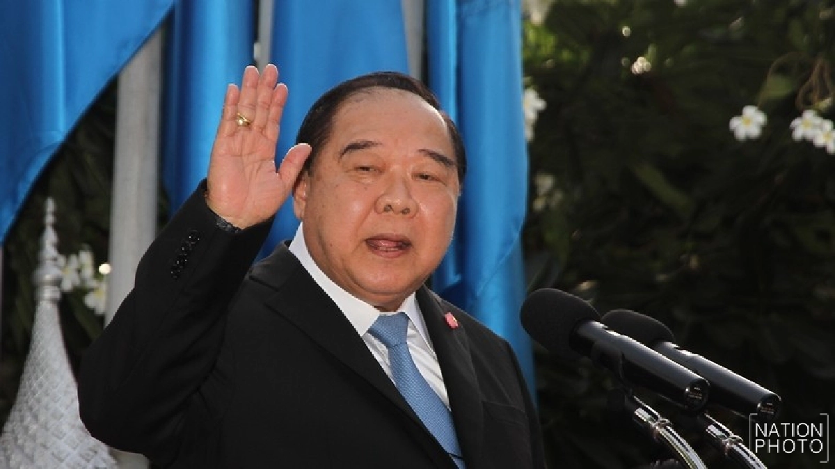 "ประวิตร" บินมาเลย์ หารือความมั่นคง "ประวิตร" บินมาเลย์ หารือความมั่นคง