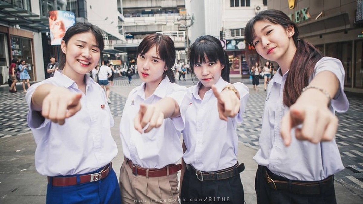 ดราม่าร้อน!?4สาวหน้าใสในชุดนร.ชาย ดราม่าร้อน!?4สาวหน้าใสในชุดนร.ชาย