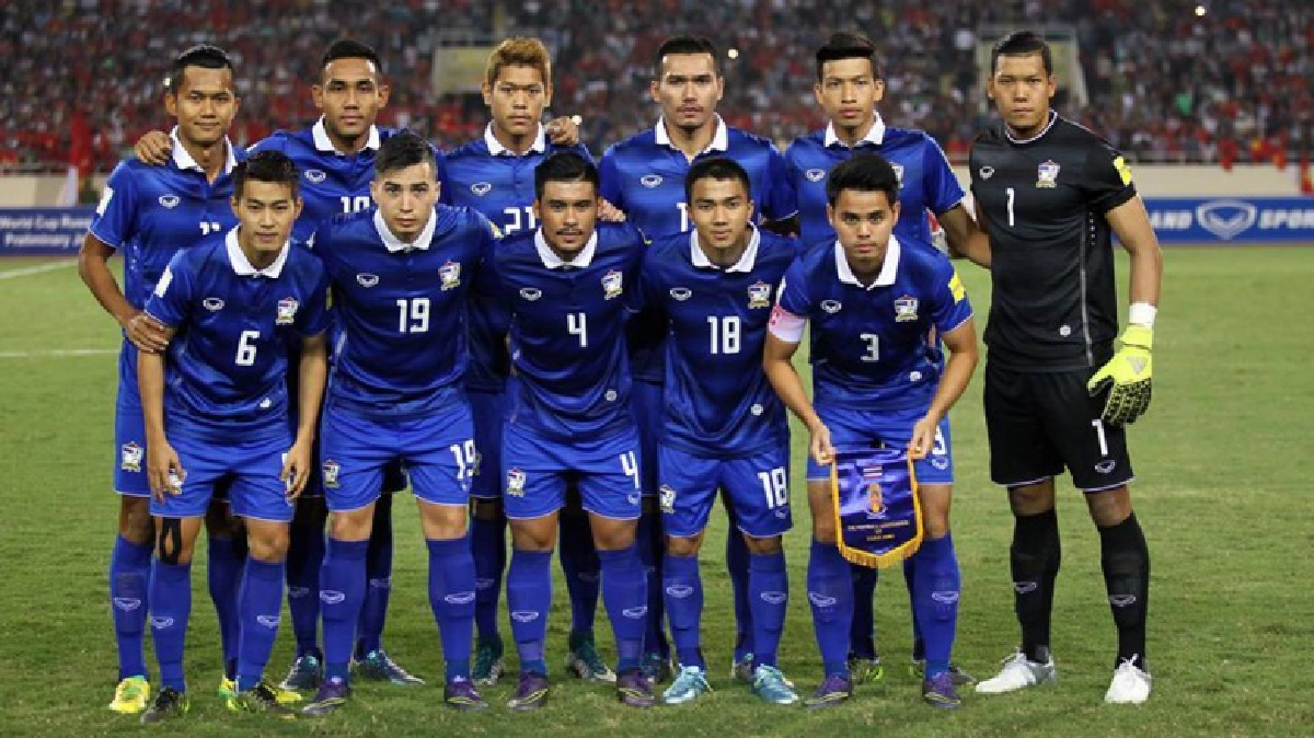 โผ 11 คนแรก "ช้างศึก" วาง "มุ้ย" ยืนหอก โผ 11 คนแรก "ช้างศึก" วาง "มุ้ย" ยืนหอก