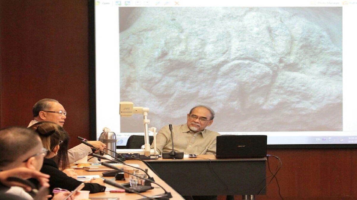 "ธีรยุทธ์ บุญมี"มาแล้ว