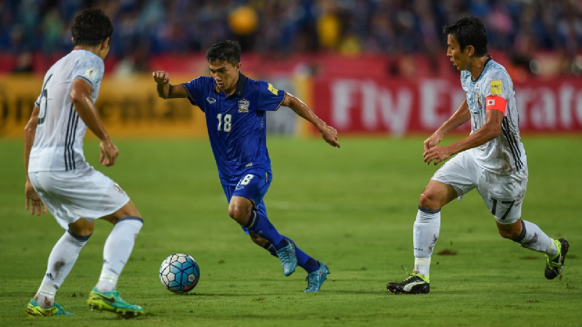 แข้งไทยเกมเป็นรองพ่ายญี่ปุ่น 0-2 