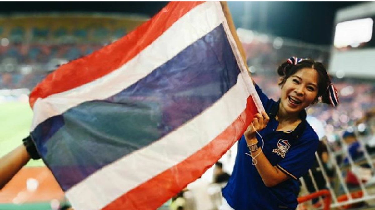 มาดามลิลลี่มีเรื่องมาเม้าท์ มาดามลิลลี่มีเรื่องมาเม้าท์