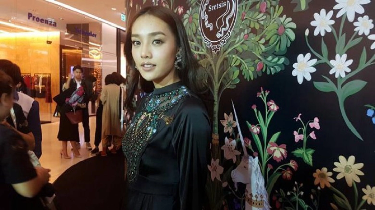 'น้ำตาล' เครียดถูกทักระวังอุบัติเหตุใหญ่ 'น้ำตาล' เครียดถูกทักระวังอุบัติเหตุใหญ่