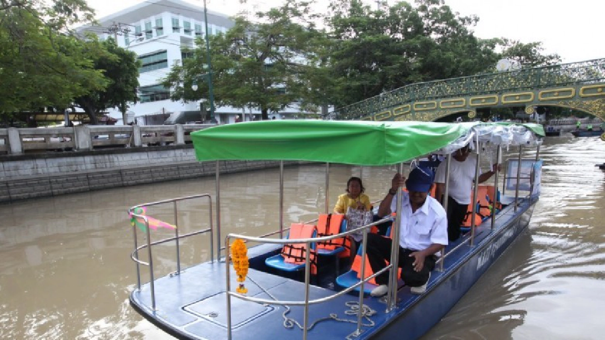 ยอดใช้เรือคลองผดุงฯ 7 วันพุ่งกว่า 8 พันคน ยอดใช้เรือคลองผดุงฯ 7 วันพุ่งกว่า 8 พันคน