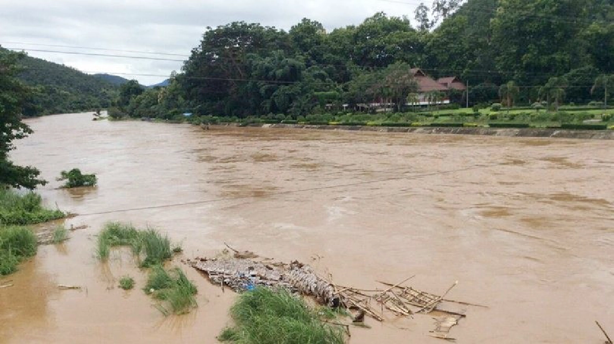 แม่ฮ่องสอนสถานการณ์น้ำป่าน่าวิตก แม่ฮ่องสอนสถานการณ์น้ำป่าน่าวิตก