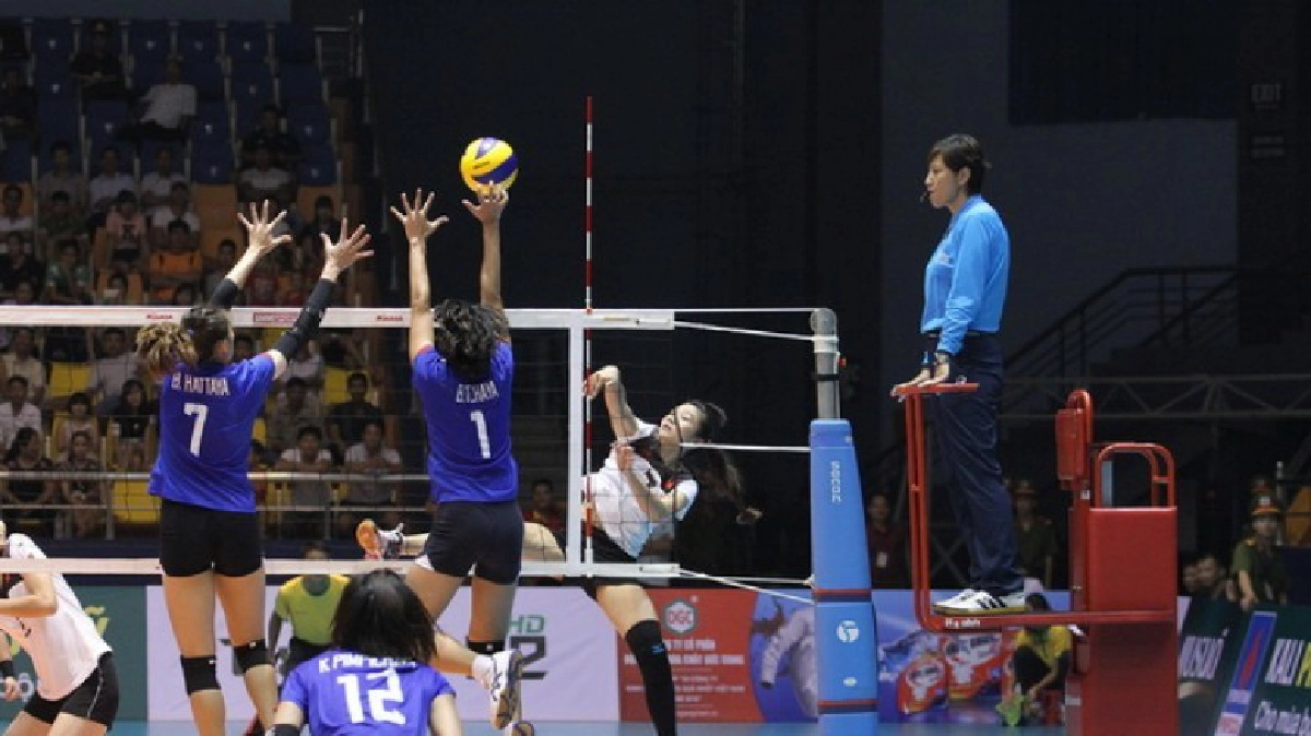 วอลเลย์สาวไทยตบเวียดนาม 3-0 ศึกเอวีซีคัพ