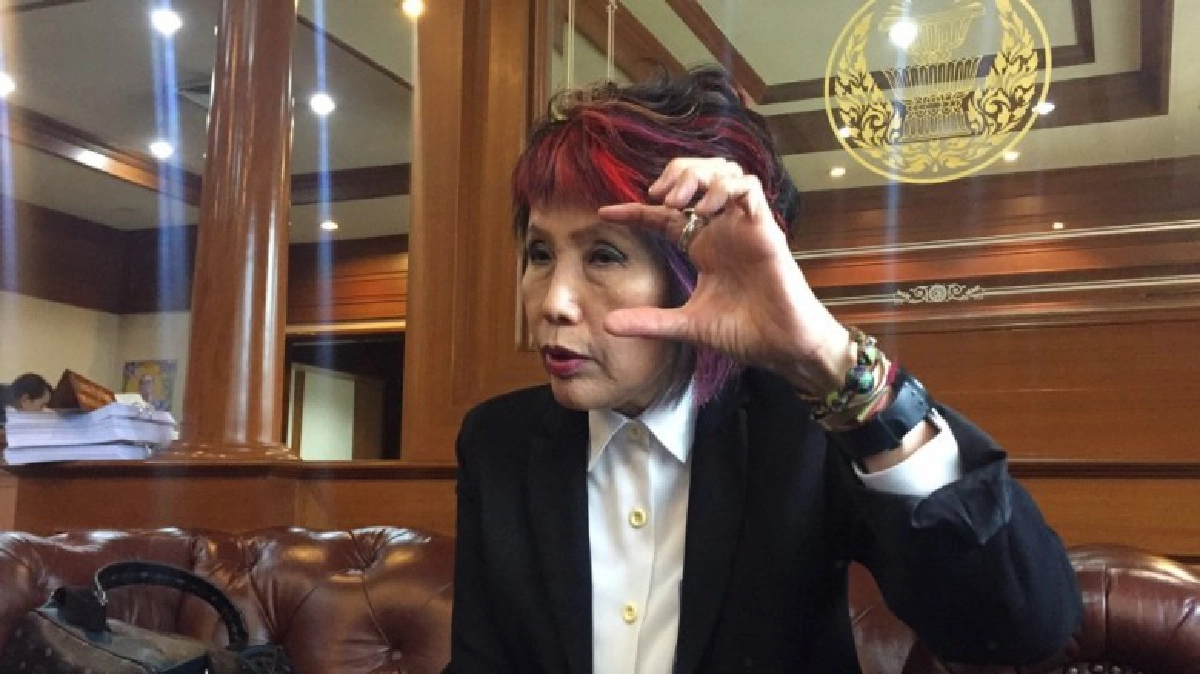 “คุณหญิงพรทิพย์” แจงผลร่วมพิสูจน์ศพ “ธวัชชัย” “คุณหญิงพรทิพย์” แจงผลร่วมพิสูจน์ศพ “ธวัชชัย”