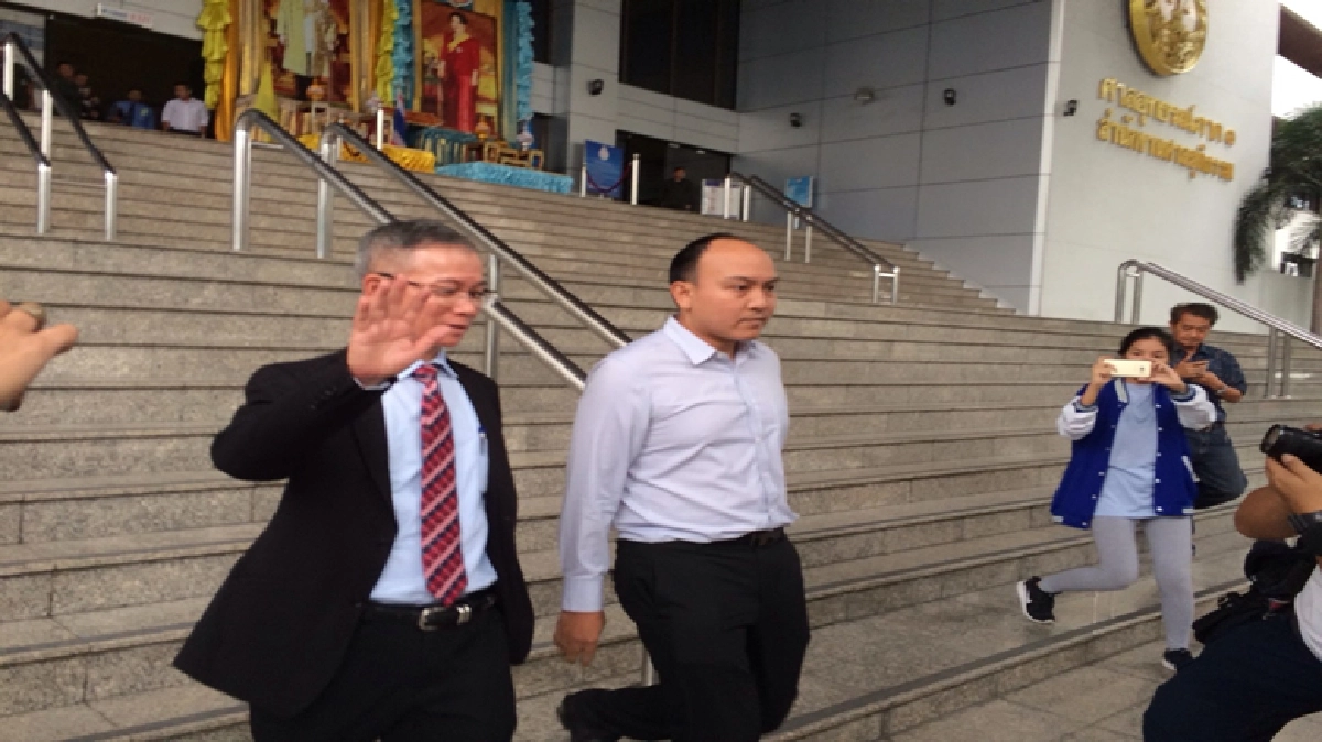 คุก 3 ปี "แทน เทือกสุบรรณ"รุุกเขาแพง จ.สุราษฎร์ฯ คุก 3 ปี "แทน เทือกสุบรรณ"รุุกเขาแพง จ.สุราษฎร์ฯ