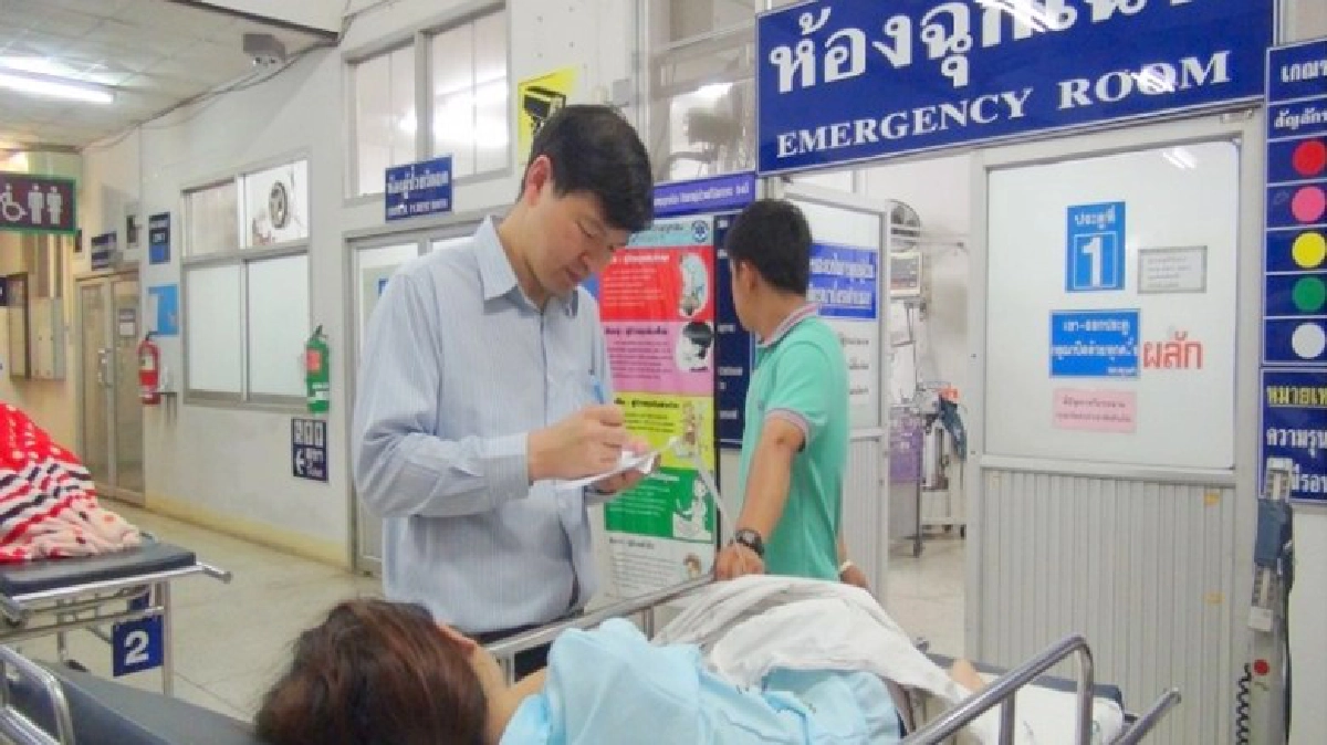 เตือน!!หยุดกิน"เอแคลร์"ห้างดังหลังหามเข้ารพ.น่าน22ราย เตือน!!หยุดกิน"เอแคลร์"ห้างดังหลังหามเข้ารพ.น่าน22ราย