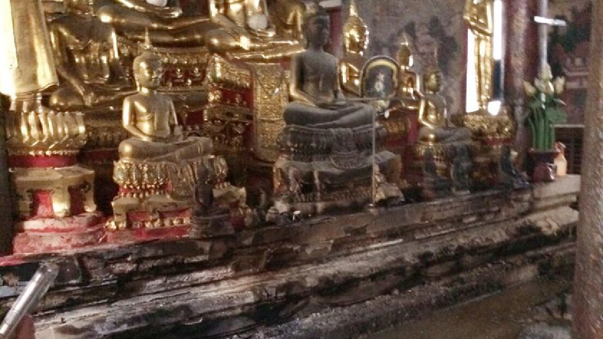 ไฟไหม้โบสถ์อายุกว่า100ปี ไฟไหม้โบสถ์อายุกว่า100ปี