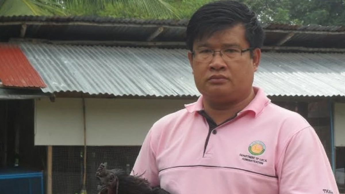 จับตลาดไก่ดำสายพันธุ์ดี อาชีพเสริม“ชายแดน สุนนท์ชัย” จับตลาดไก่ดำสายพันธุ์ดี อาชีพเสริม“ชายแดน สุนนท์ชัย”