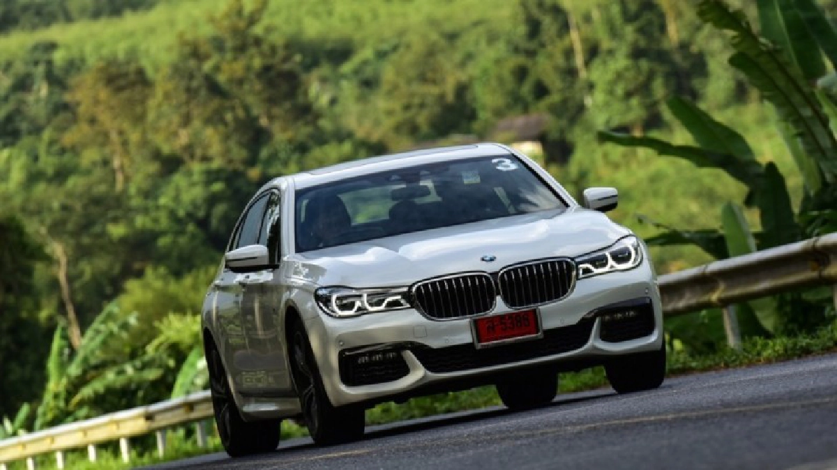 BMW 730Ld M Sport หรู อารมณ์สปอร์ต BMW 730Ld M Sport หรู อารมณ์สปอร์ต