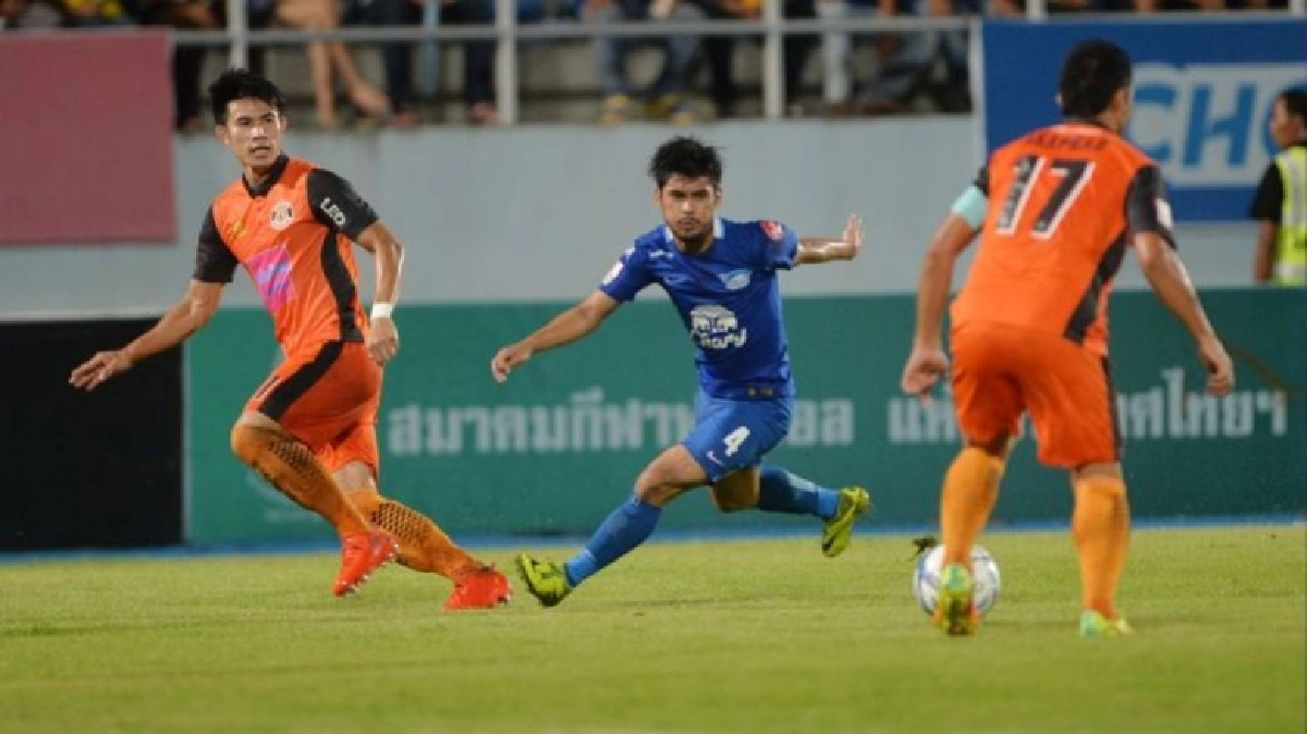 ศรีสะเกษแพ้ชลบุรี 2-4 ลุ้นเหนื่อยหนีตาย
