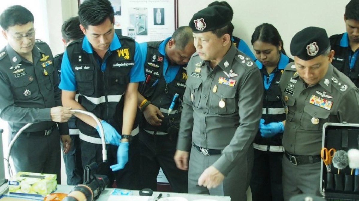 “พงศพัศ”ลุยปฏิรูปตำรวจชี้สำเร็จแล้ว 514 โรงพัก “พงศพัศ”ลุยปฏิรูปตำรวจชี้สำเร็จแล้ว 514 โรงพัก