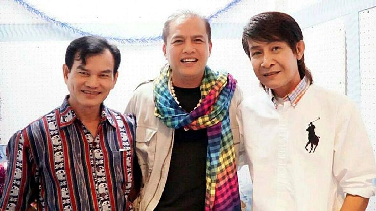 เกรียงไกร-รังษี-รักชาติรวมแพ็กทำรำวงขายตรง เกรียงไกร-รังษี-รักชาติรวมแพ็กทำรำวงขายตรง