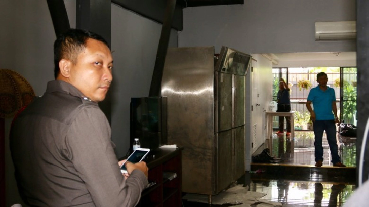 ตร.คาดศพถูกหั่นแช่ตู้กว่า 8 ปี เชื่อปมรักร่วมเพศ ตร.คาดศพถูกหั่นแช่ตู้กว่า 8 ปี เชื่อปมรักร่วมเพศ
