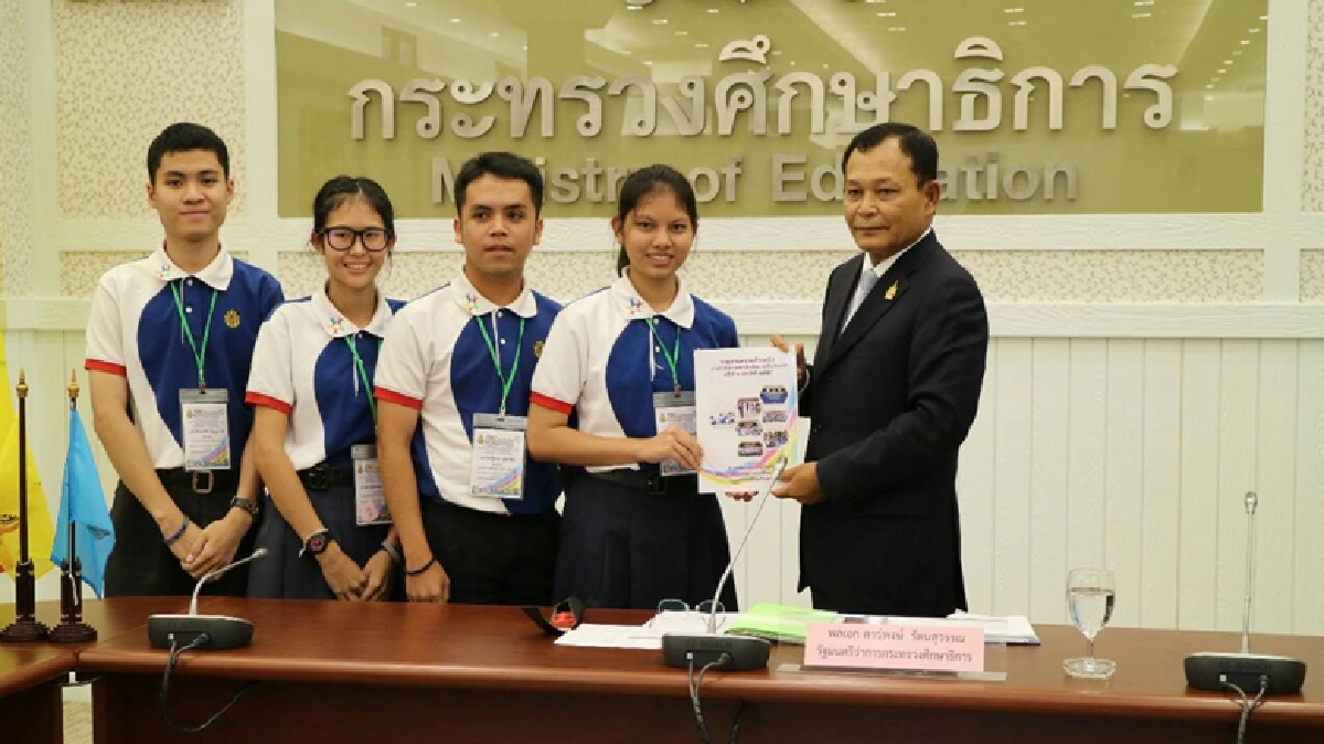 จี้ผู้บริหารร.ร.-เขตฯต้องสนับสนุนกิจกรรมสภานร. จี้ผู้บริหารร.ร.-เขตฯต้องสนับสนุนกิจกรรมสภานร.