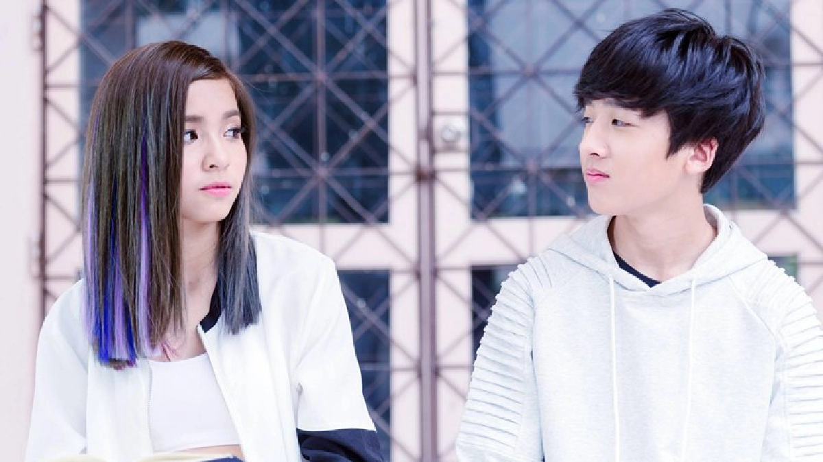 ‘แองจี้ กามิกาเซ่’ ปล่อยหมัดหนัก!! ‘แองจี้ กามิกาเซ่’ ปล่อยหมัดหนัก!!
