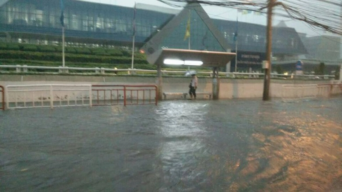 ฝนถล่มเมืองกรุงหนักสุด“หลักสี่”107 มม. ฝนถล่มเมืองกรุงหนักสุด“หลักสี่”107 มม.