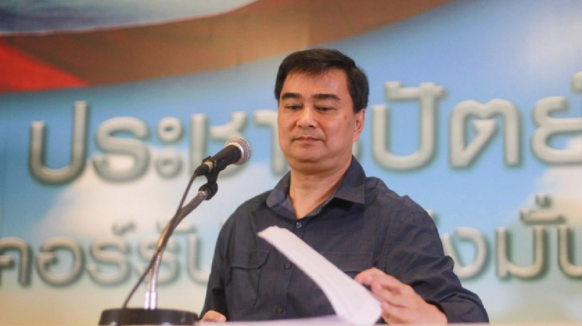 “มาร์ค” ชี้หาก ส.ว. ขัดขวางตั้งรัฐบาลเสียงข้างมาก ยุ่งแน่