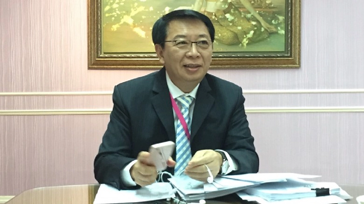 ครม.ไฟเขียวซี 10 "พิษณุ-ประเสริฐ" นั่งรองปลัด ศธ. ครม.ไฟเขียวซี 10 "พิษณุ-ประเสริฐ" นั่งรองปลัด ศธ.