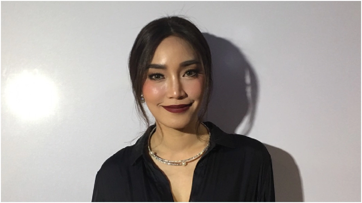 ‘เมย์’ ยันเอาเรื่องเพจแอนตี้ แต่ให้โอกาสหากกลับตัว! (ชมคลิป)