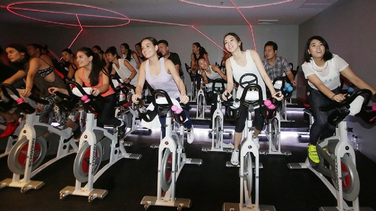 ปั่นผสานจังหวะดนตรี...มีความเฟรชชี่ ปั่นผสานจังหวะดนตรี...มีความเฟรชชี่