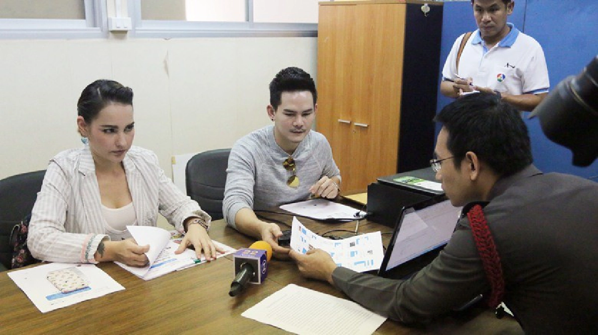 “แหม่ม-วิชชุดา”ดาราดังโร่แจ้งความชิปปิ้งหมิ่นประมาท “แหม่ม-วิชชุดา”ดาราดังโร่แจ้งความชิปปิ้งหมิ่นประมาท