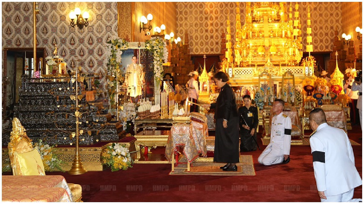 พระบรมวงศานุวงศ์ ทรงร่วมบำเพ็ญพระราชกุศลสวดพระอภิธรรม พระบรมวงศานุวงศ์ ทรงร่วมบำเพ็ญพระราชกุศลสวดพระอภิธรรม